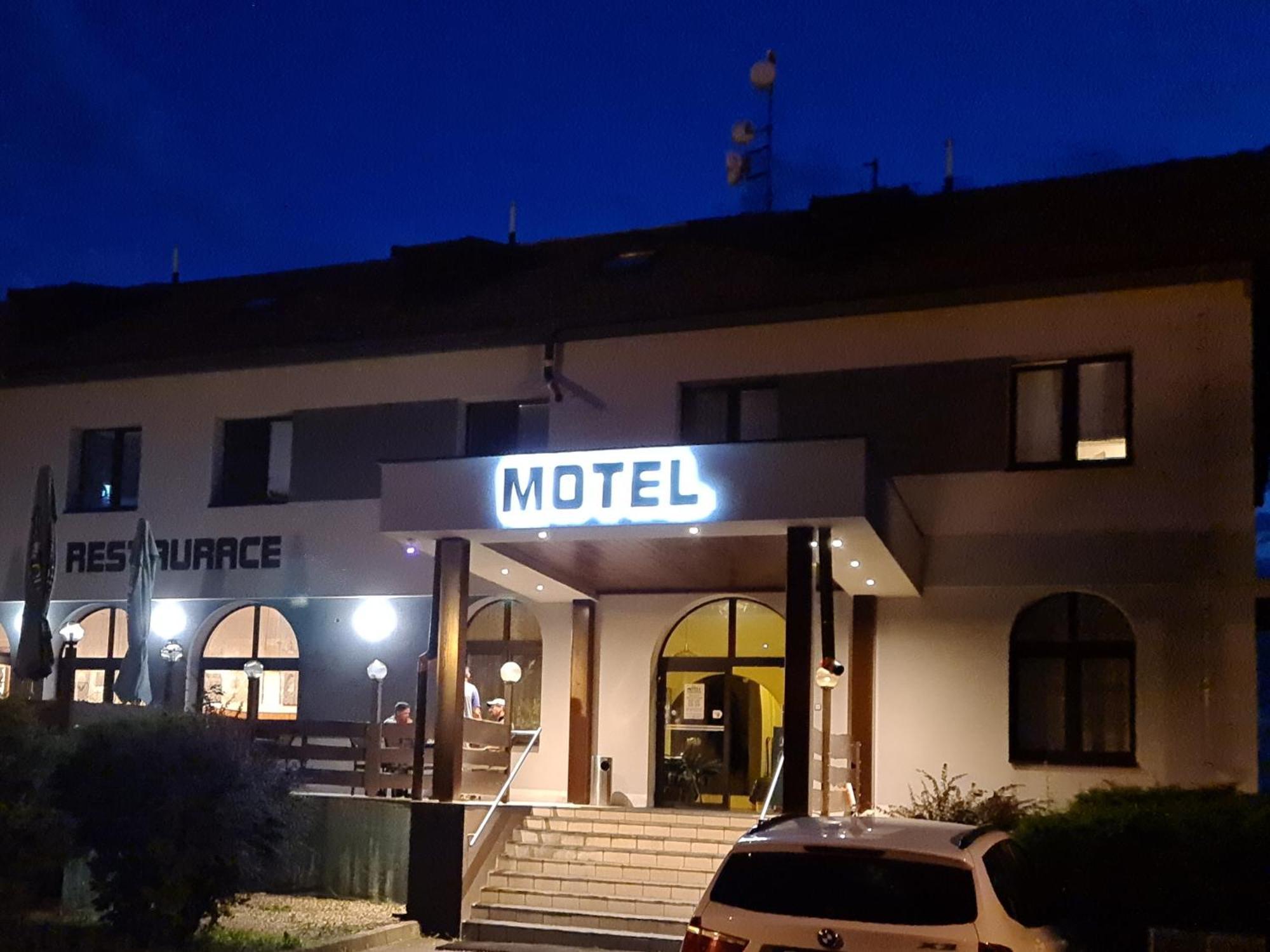 Motel Tosanovice Dolni Tosanovice Kültér fotó